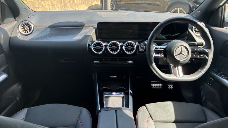 Mercedes-Benz GLA 220d 4Matic AMG Line Executive 5dr Auto Diesel Hatchback